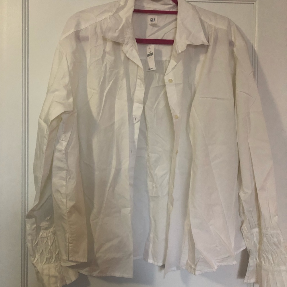 nwt white button up blouse w/ flare arm details